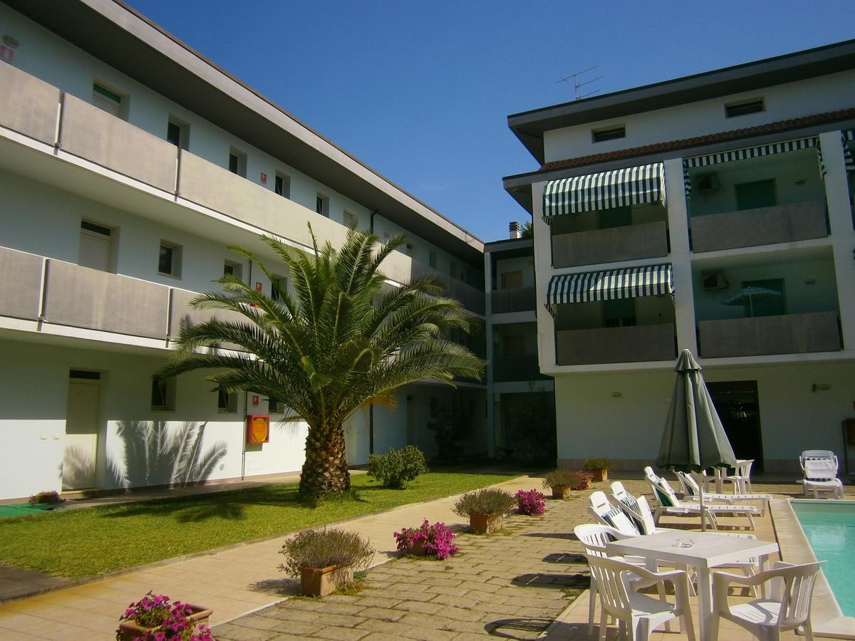 Residence Verde Pineta Principina a Mare Exteriér fotografie
